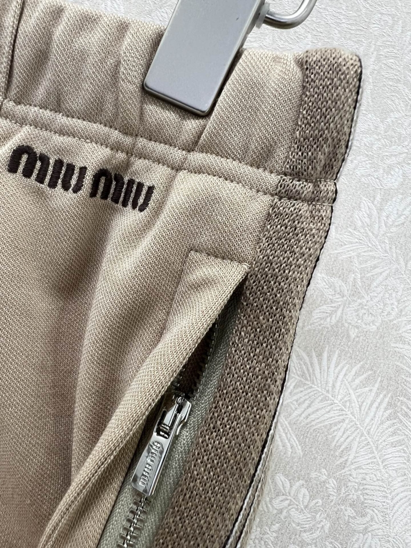 MIU MIU